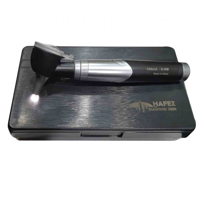 LED otoscope with 2 AA batteries (SKU: 734)